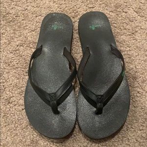 Sanuk GUC size 8 women’s Joy Yoga Flip Flop